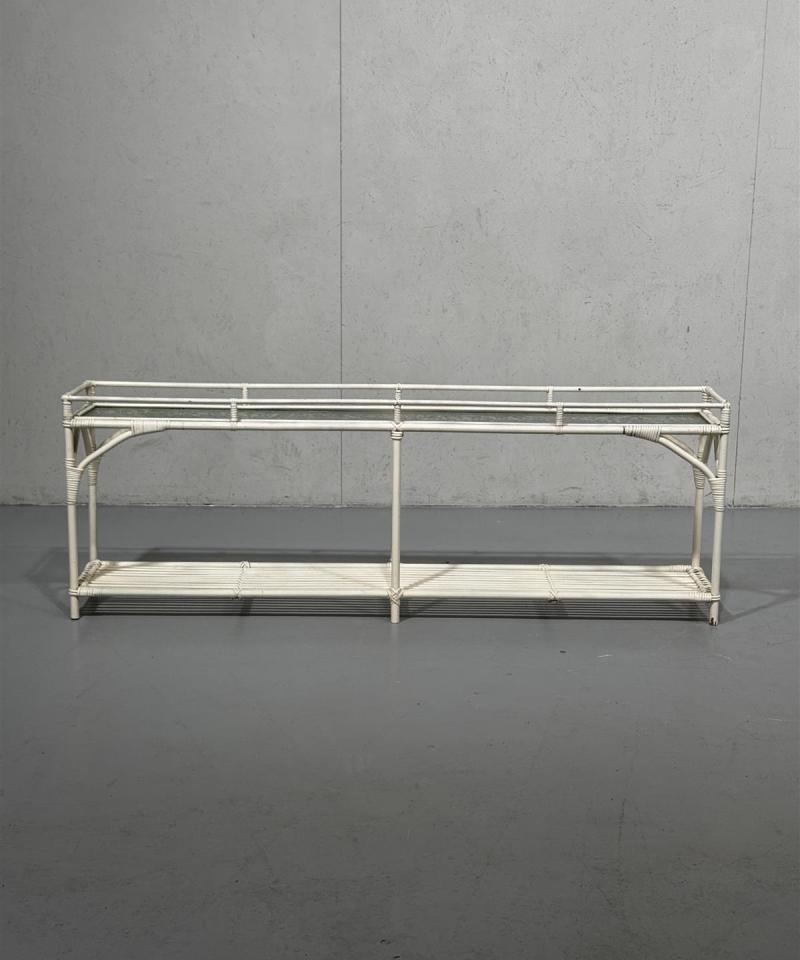 Rottinki kukkataso hyllykkö