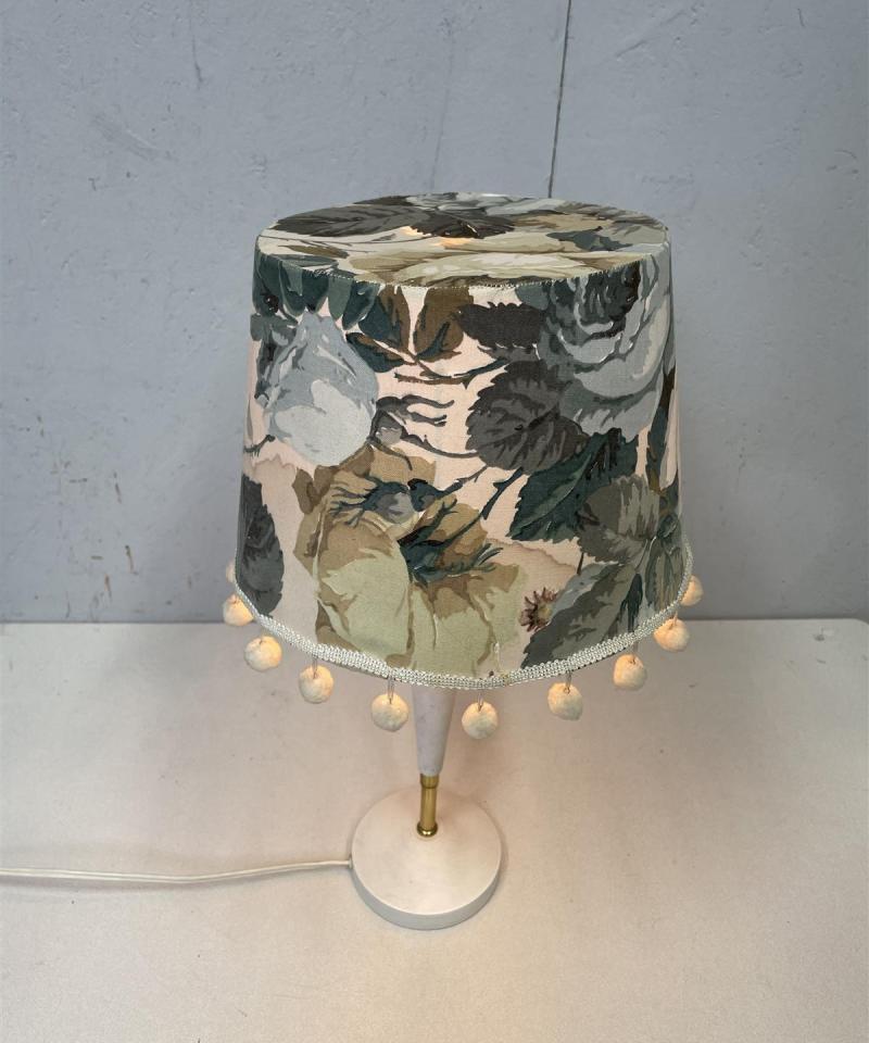 Vintage pöytävalaisimet (2kpl) kukkakuosi varjostin