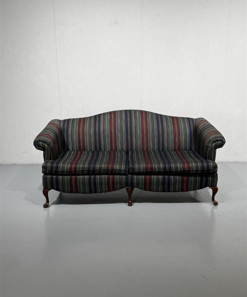 Chippendale sohva 2.5 istuttava