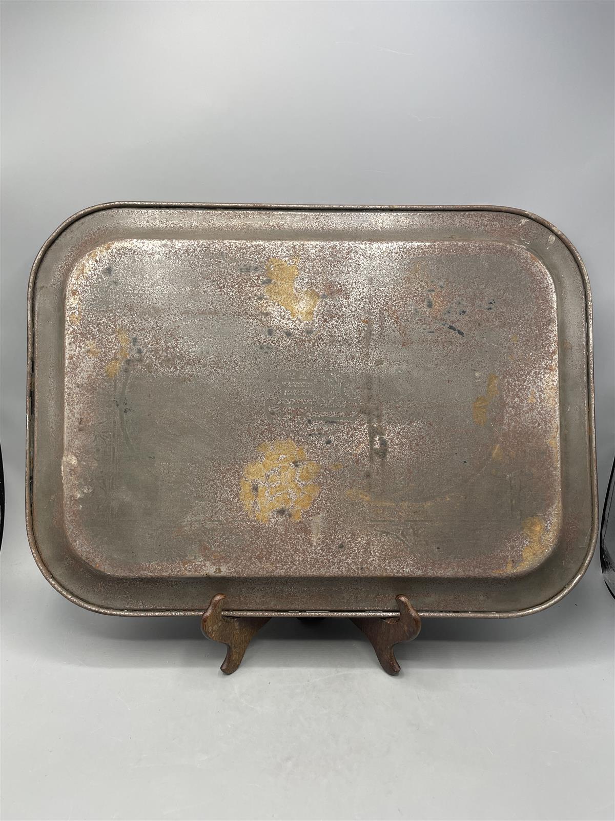 Vintage metalli tarjotin koriste