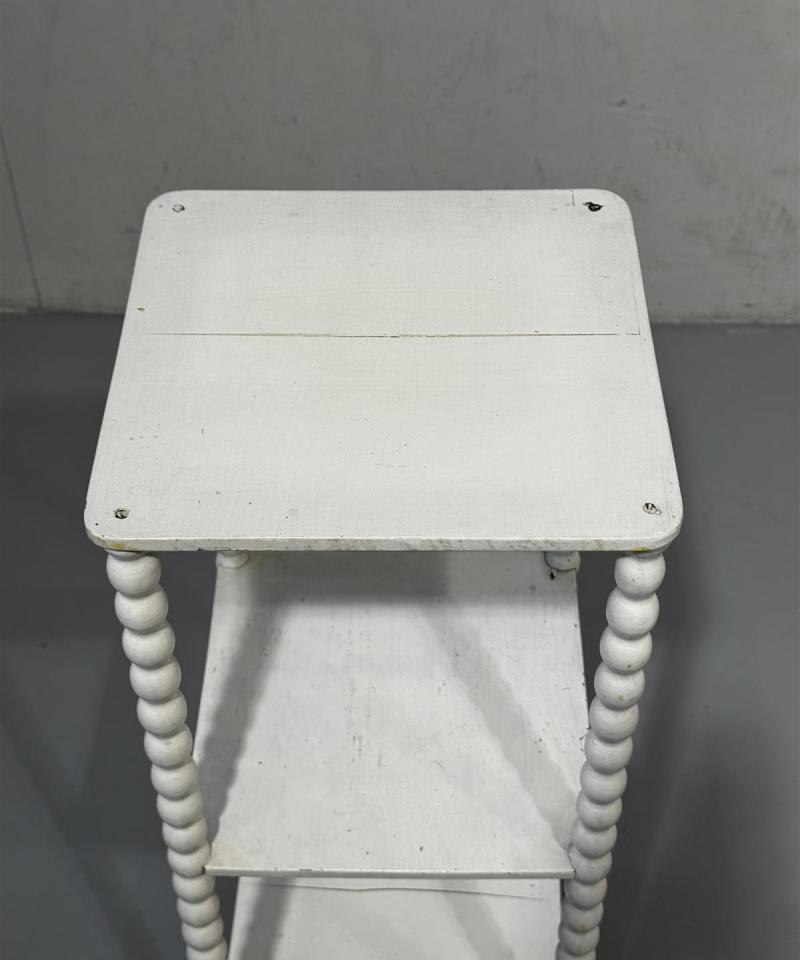 Vintage hyllykkö 3 tasoa