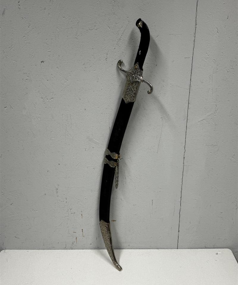 Koristeellinen miekka musta