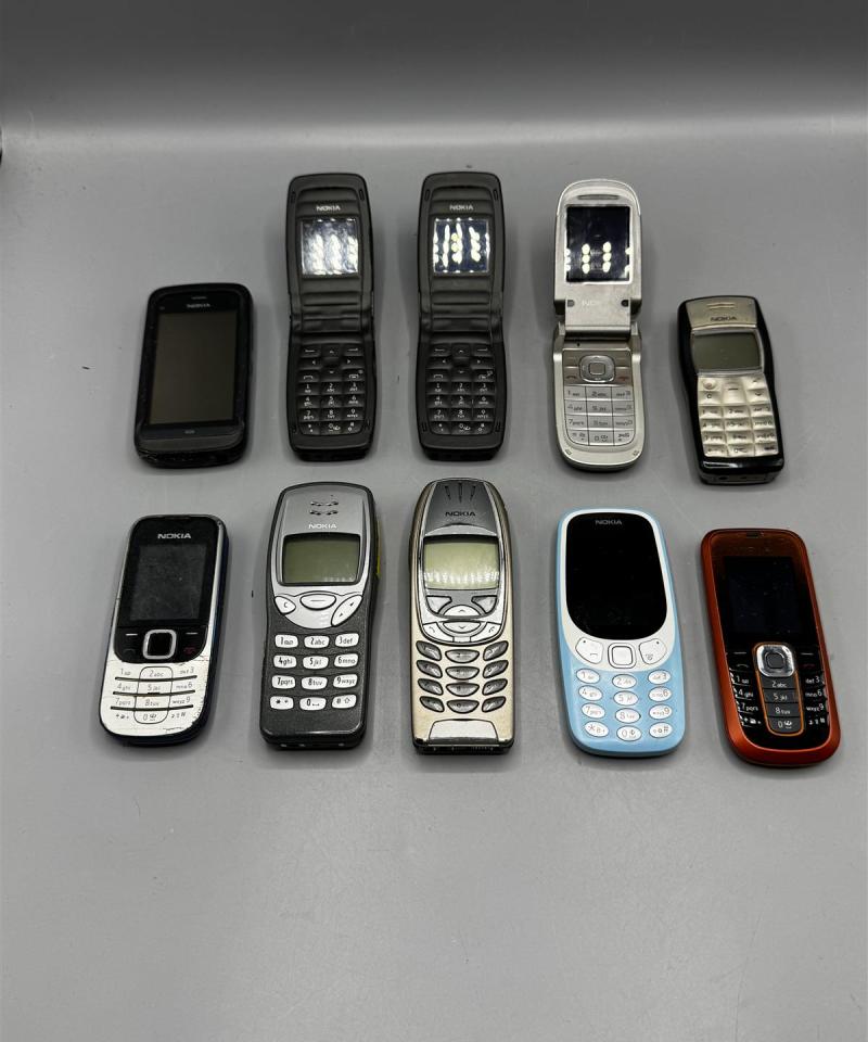 Nokia matkapuhelimet (10kpl)