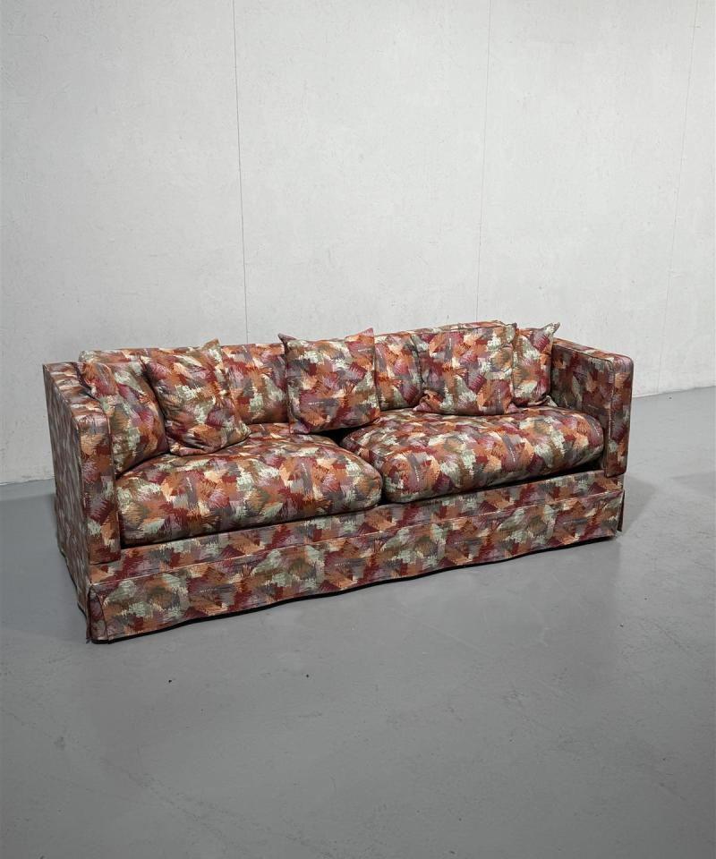 Sohva 2 istuttava, monivärinen