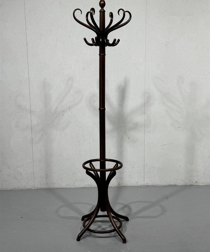 Thonet vaatenaulakko ruskea