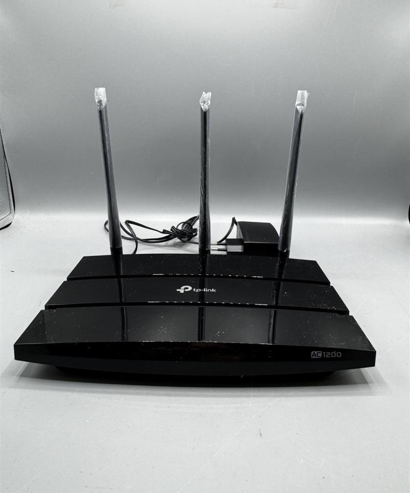 TP-Link Archer VR400 AC1200 reititin