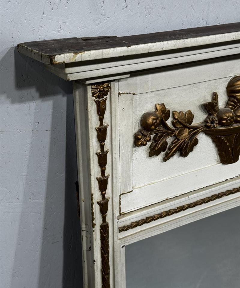 Rokokoo antiikkipeili