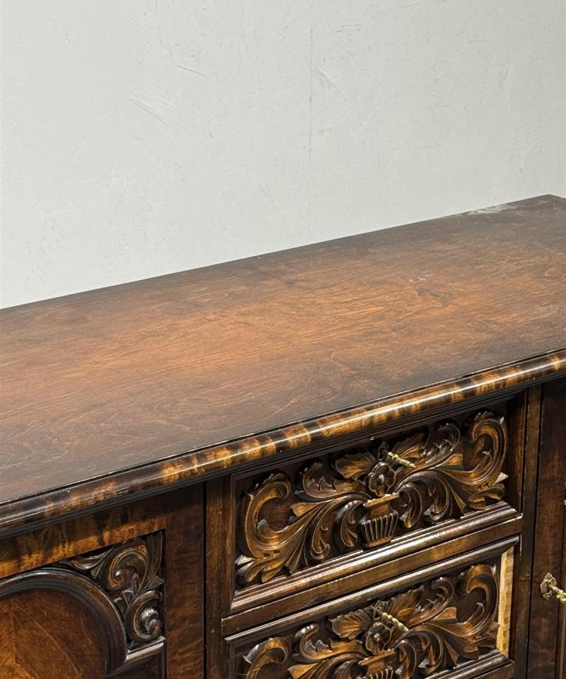 Vintage barokki senkki puu ruskea