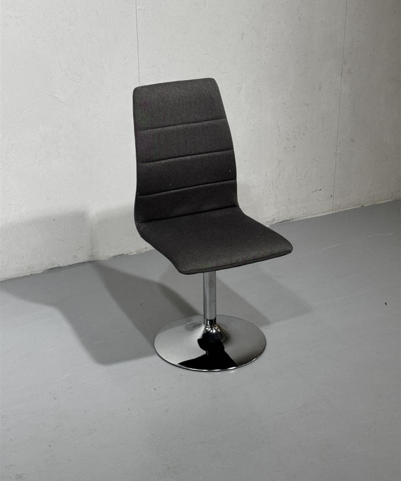 Moderni tuoli pyörivä