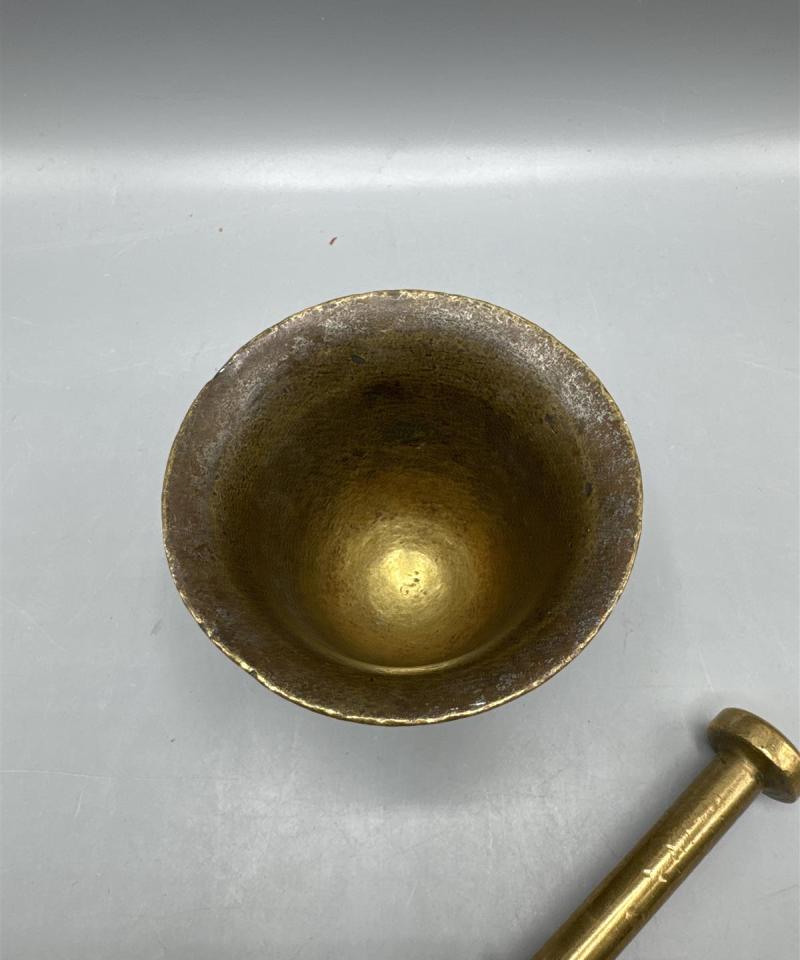 Messinkimortteli ja survin