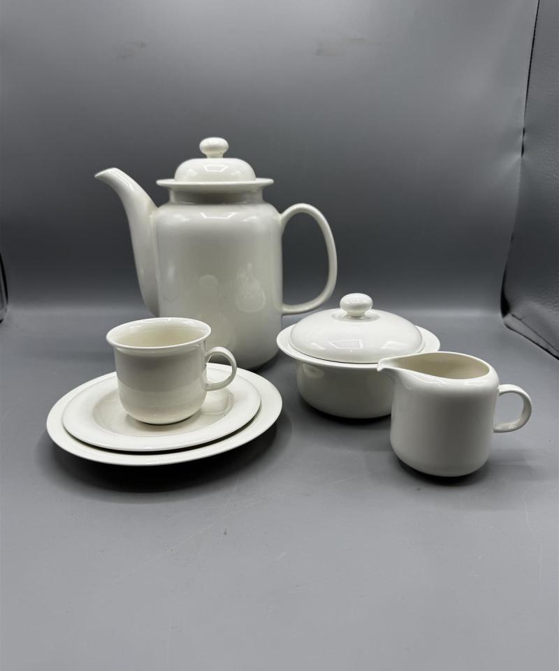 Arabia Arctica kahviastiasto (52 osaa)