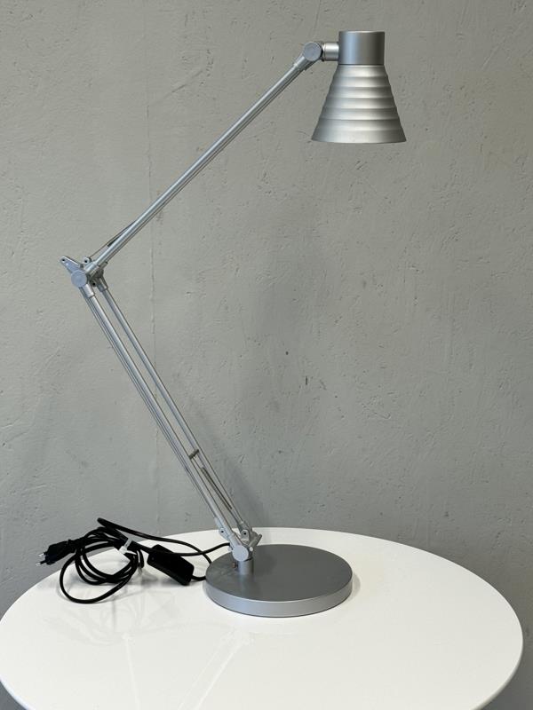 Paulmann kromi pöytävalaisin lukulamppu