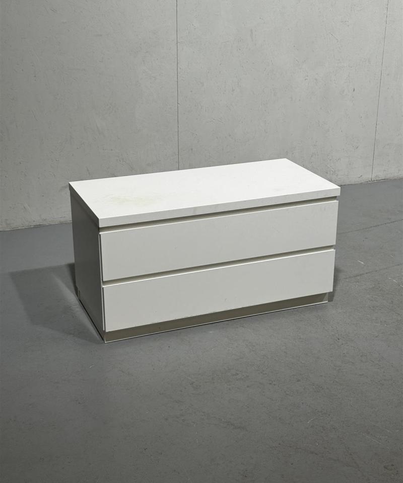 Matala lipasto 2 laatikkoa