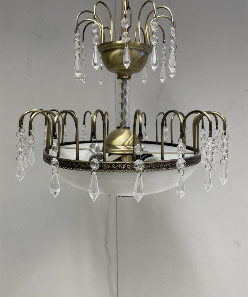 Virvatuli kattokruunu kristalli