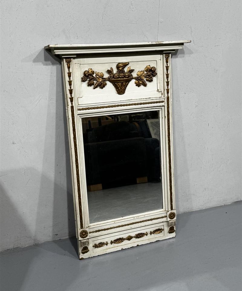 Rokokoo antiikkipeili