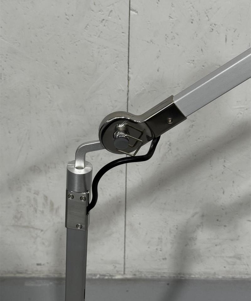 Marset Atila pöytävalaisin Joan Gaspar