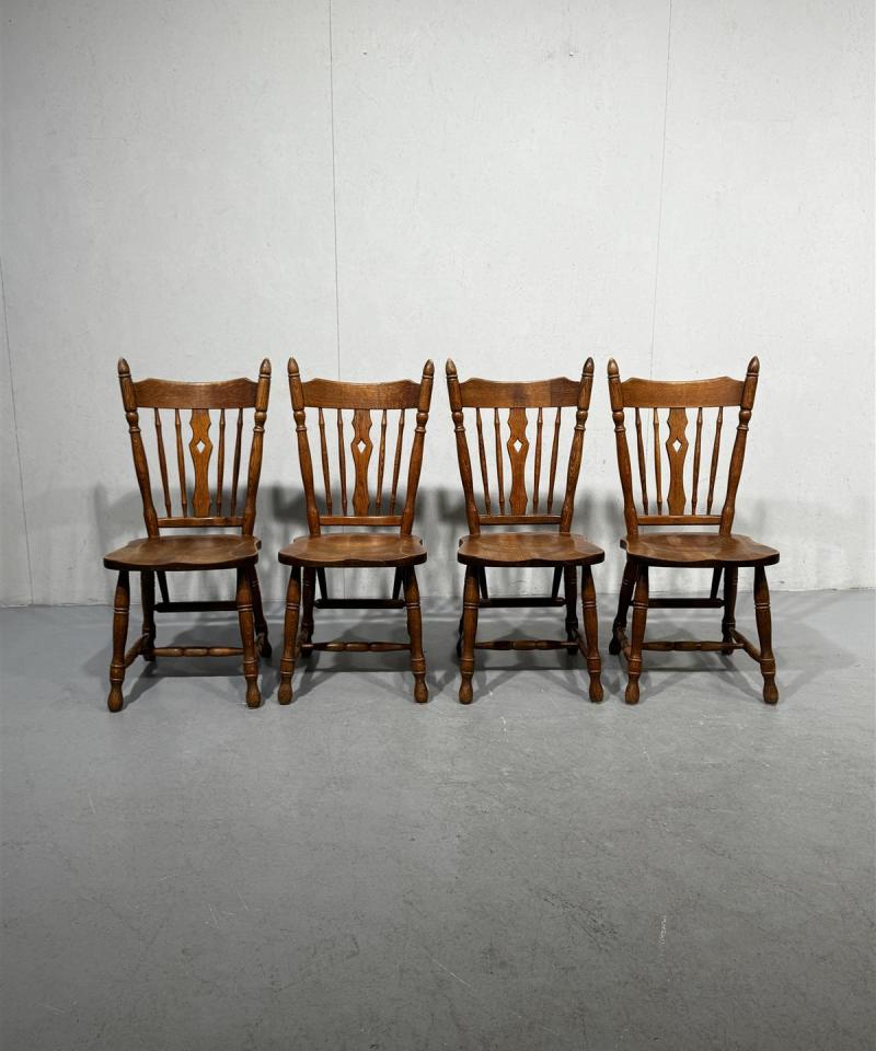 Vintage tammipuutuolit (4 kpl)