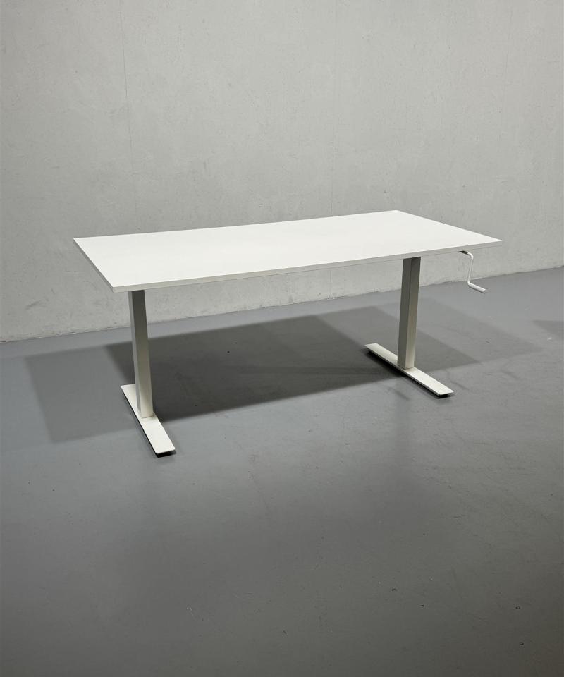 Ikea Skarsta työpöytä 160x80 säädettävä