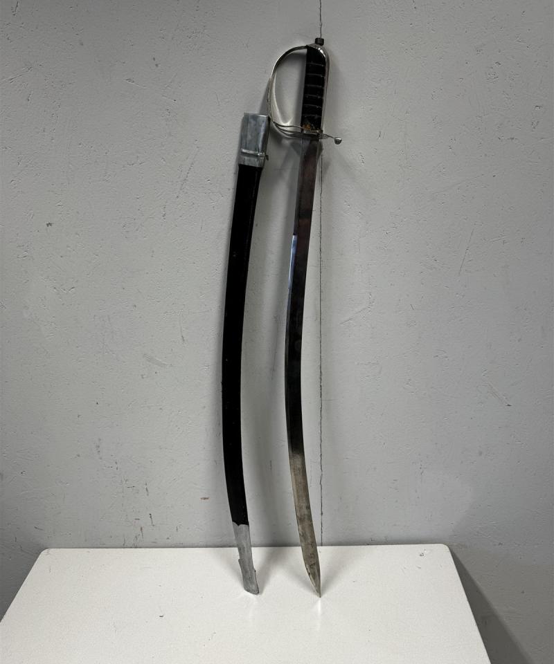 Miekka ja tuppi Intia