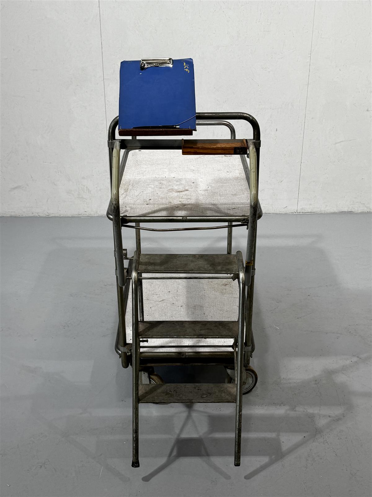 Teollinen keräilykärry