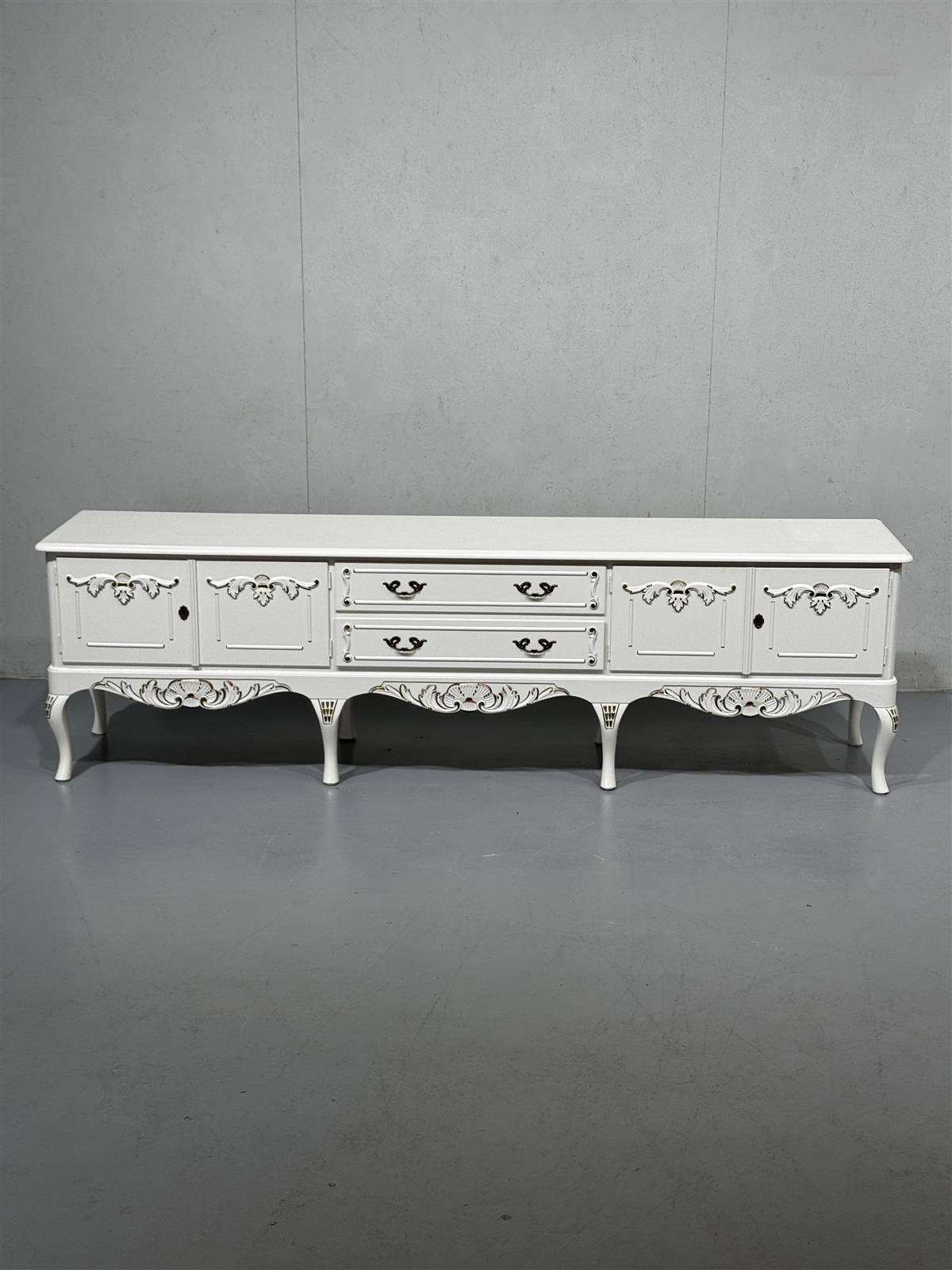 Talonpoikaisrokokoo senkki 220cm