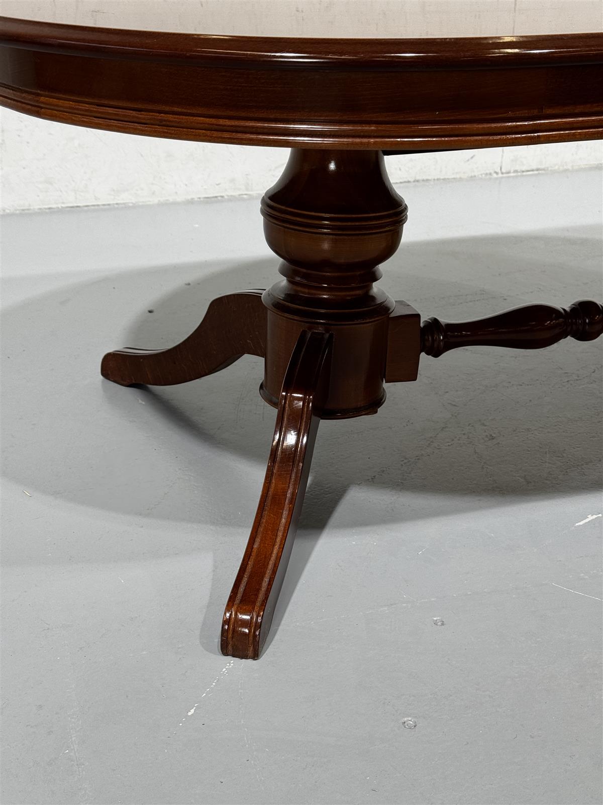 Klassinen sohvapöytä 140x60 ruskea