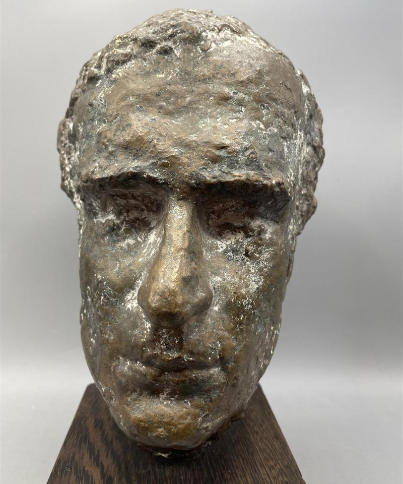 Vintage Pronssinen veistos