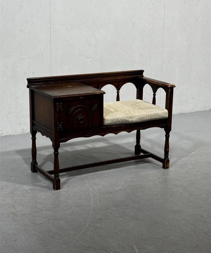 Vintage puhelinpenkki