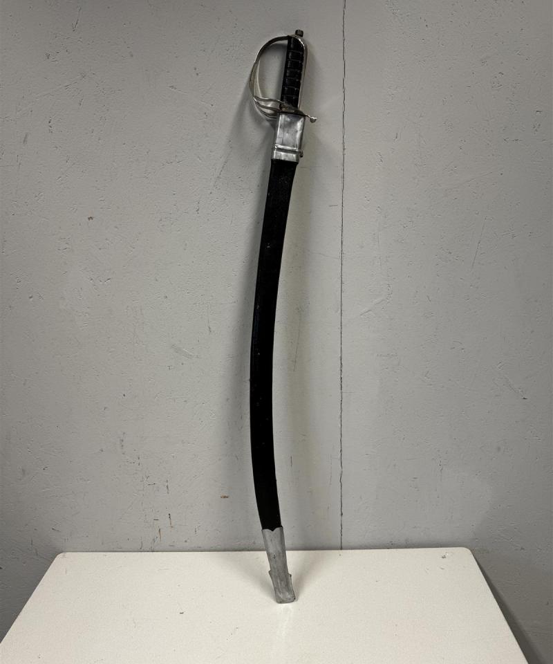 Miekka ja tuppi Intia