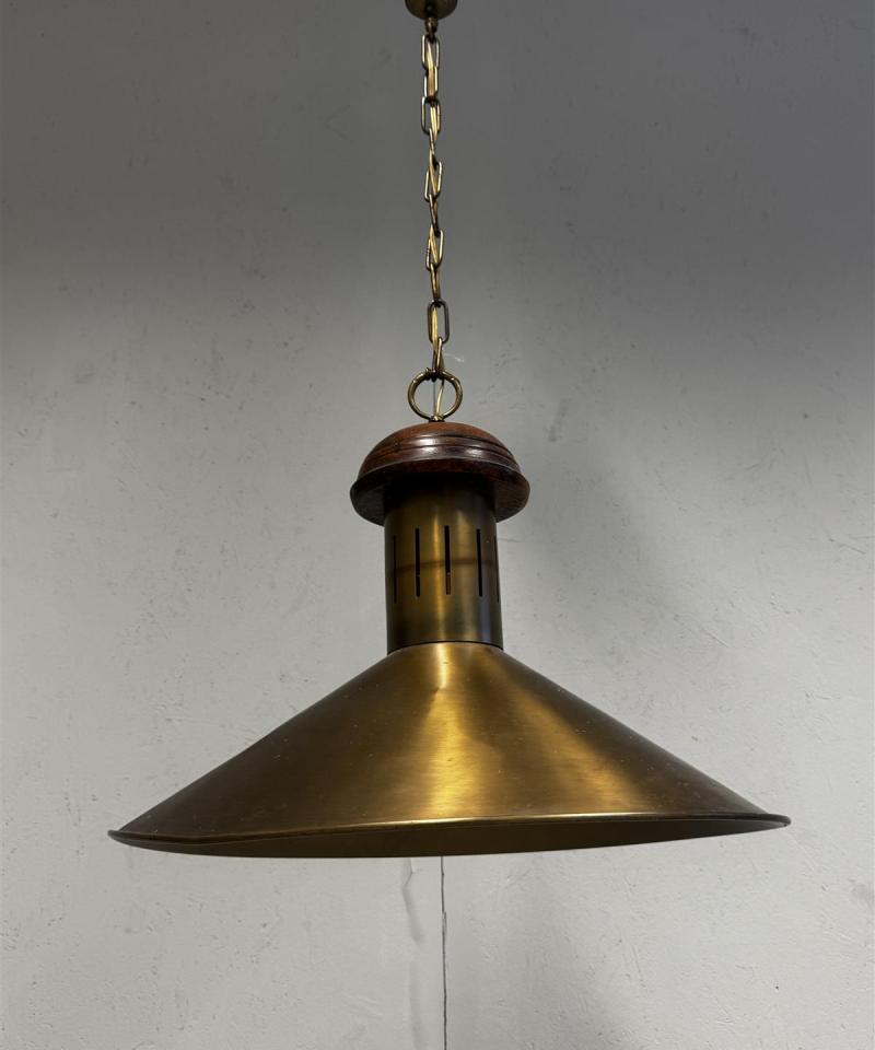 Rustiikki Riippuvalaisin puukoriste