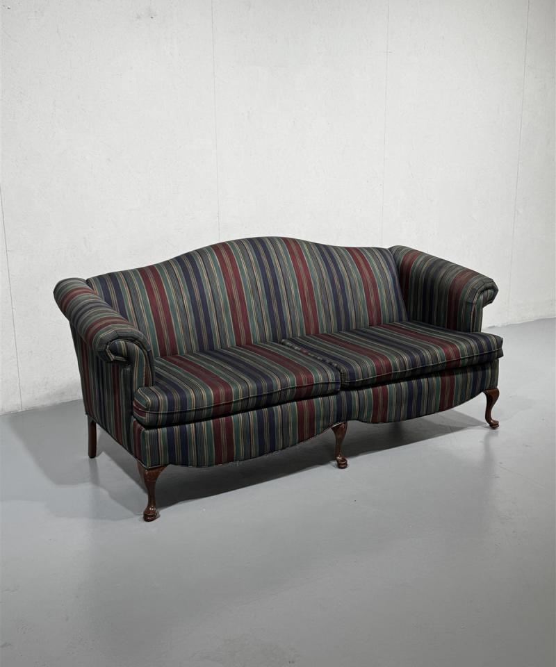 Chippendale sohva 2.5 istuttava