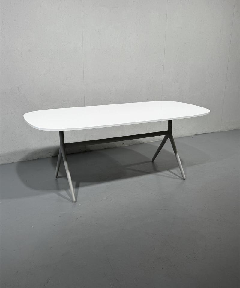 Ikea Oppeby ruokapöytä 185x90