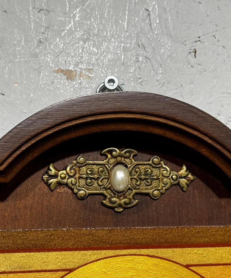 Ikoni Maria puukehyksellä helmikoriste Juhani Lehti