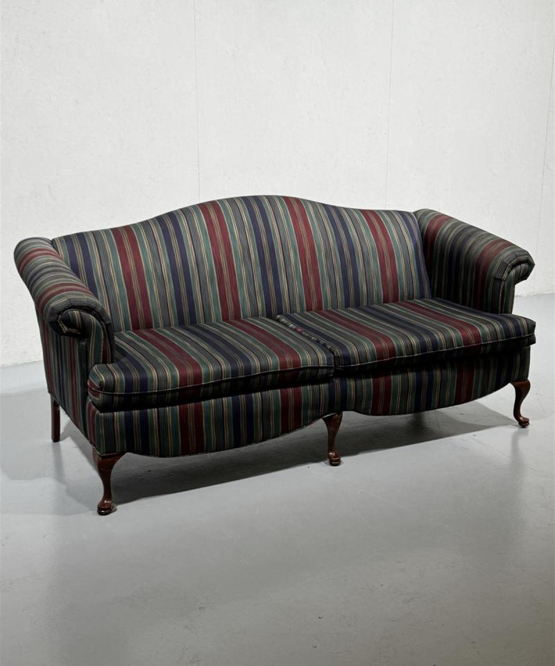 Chippendale sohva 2.5 istuttava