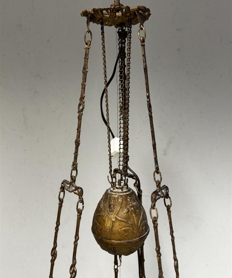 Jugend kattovalaisin