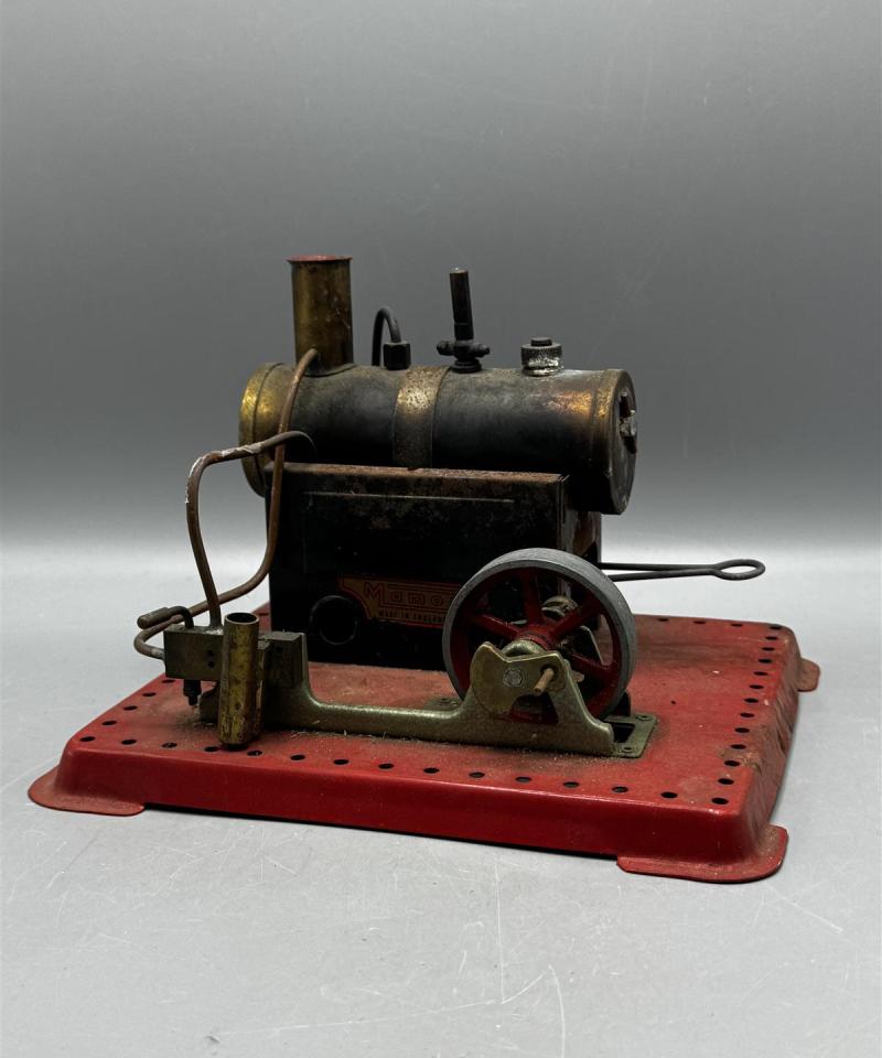 Mamod pienoishöyrykone