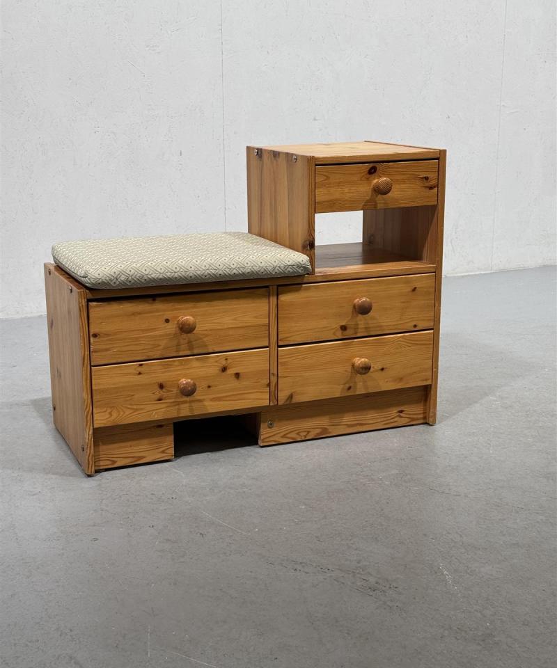 Vintage säilytyspenkki