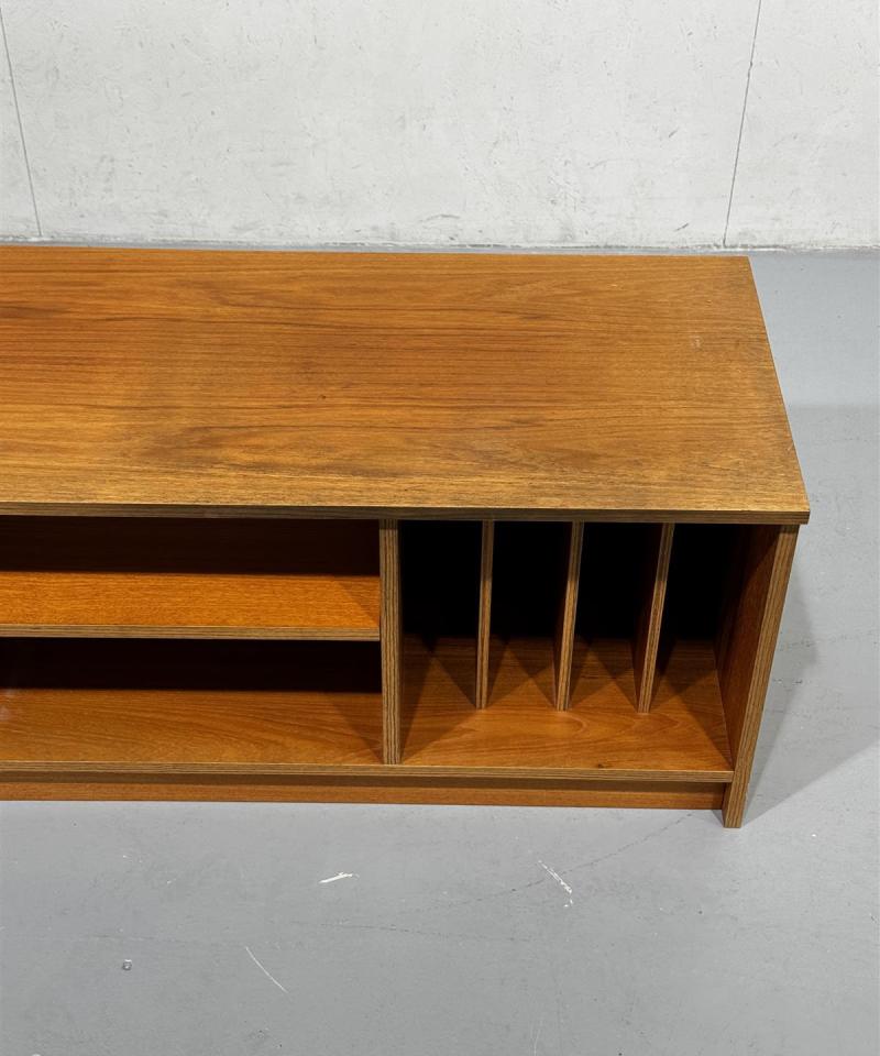 Vintage teak TV-taso 148cm