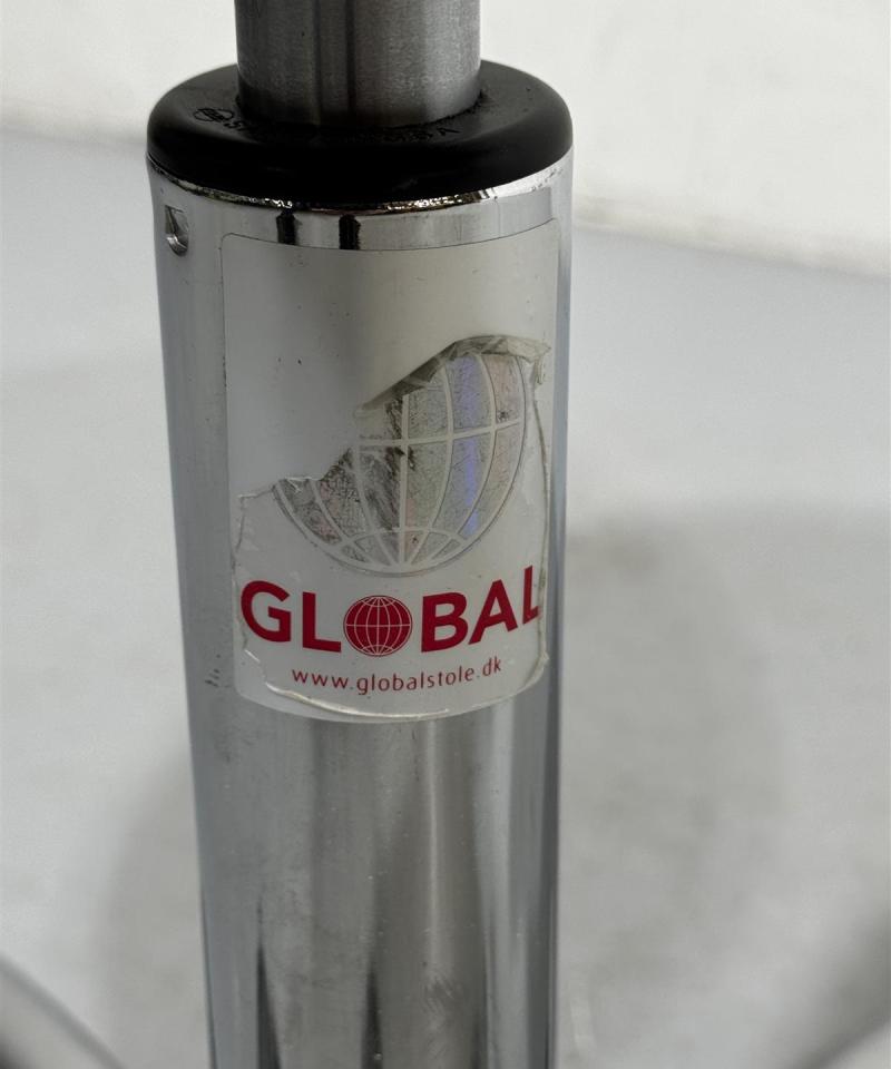 Global satulatuoli musta