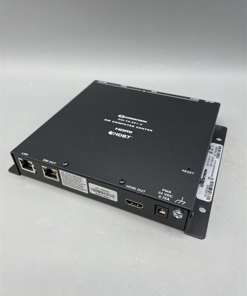 Crestron DM-RMC-200-C ja DM-TX-201-C