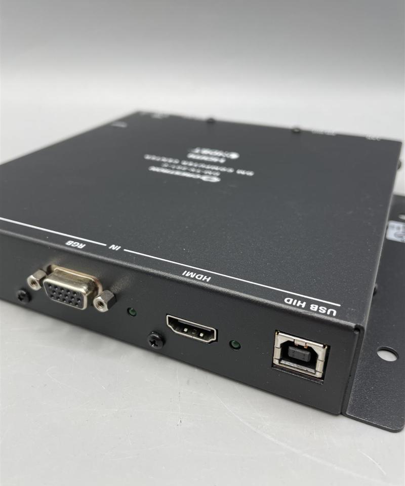 Crestron DM-RMC-200-C ja DM-TX-201-C