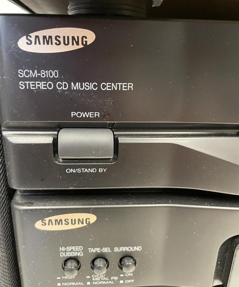 Samsung SCM-8100 stereo