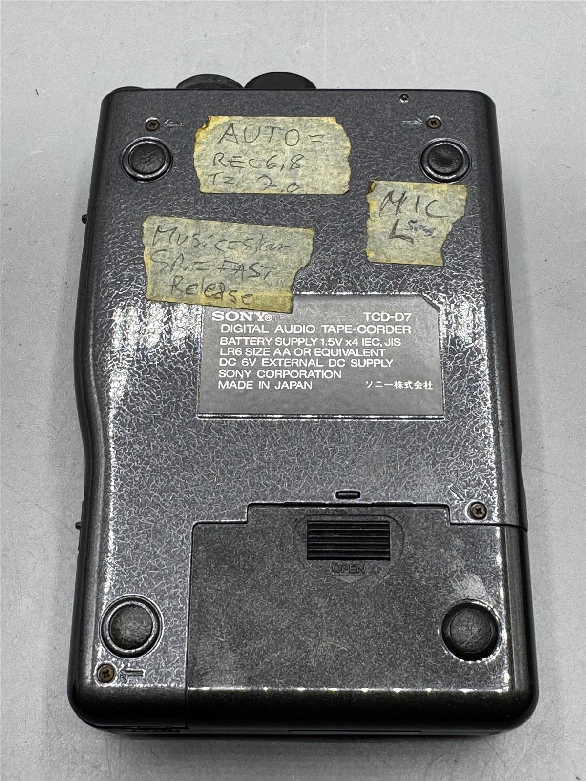 Sony DAT Walkman TCD-D7