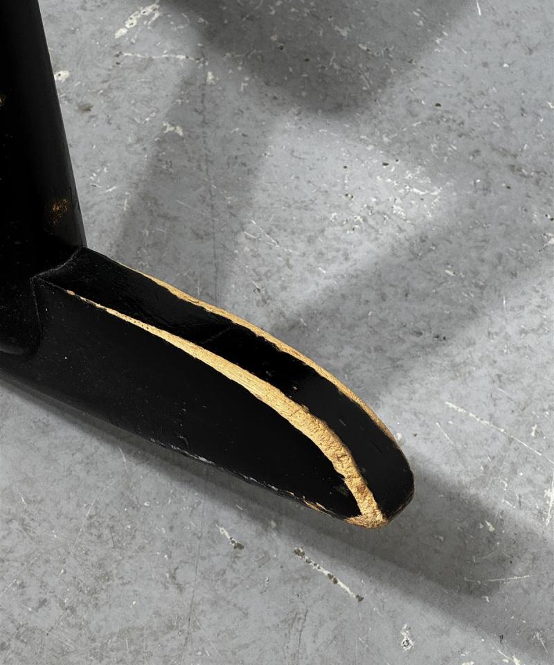 Vintage Urjalan keinutuoli musta