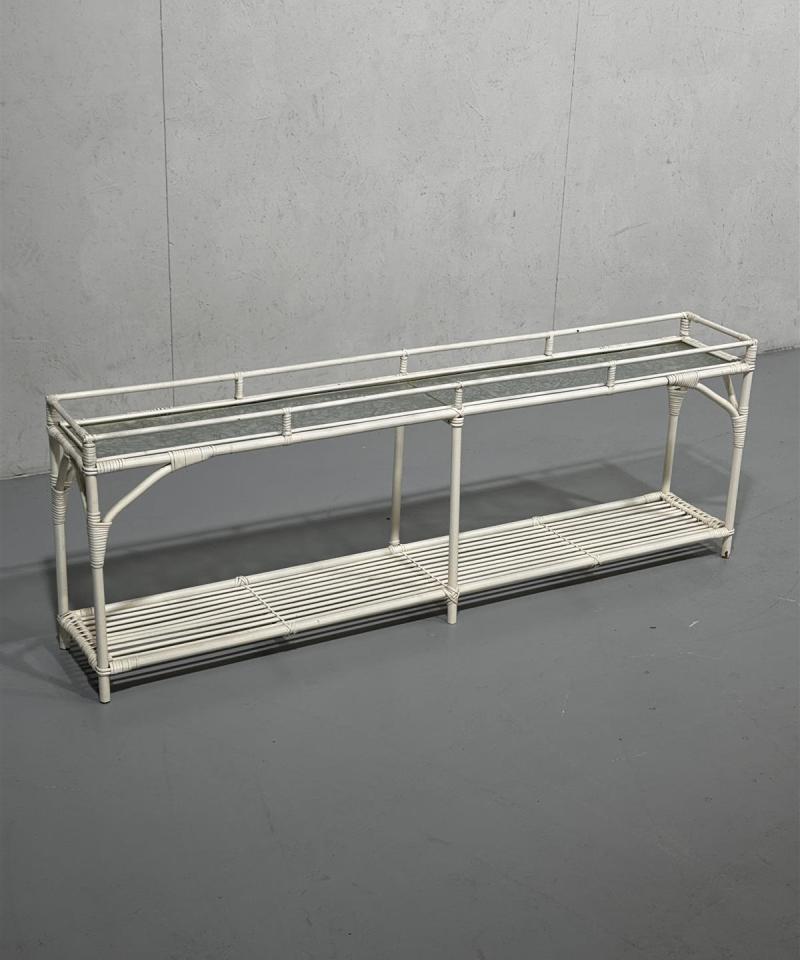 Rottinki kukkataso hyllykkö