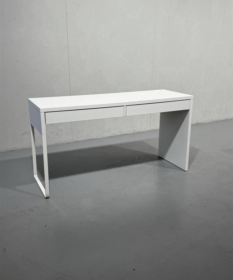 Ikea Micke työpöytä 142cm