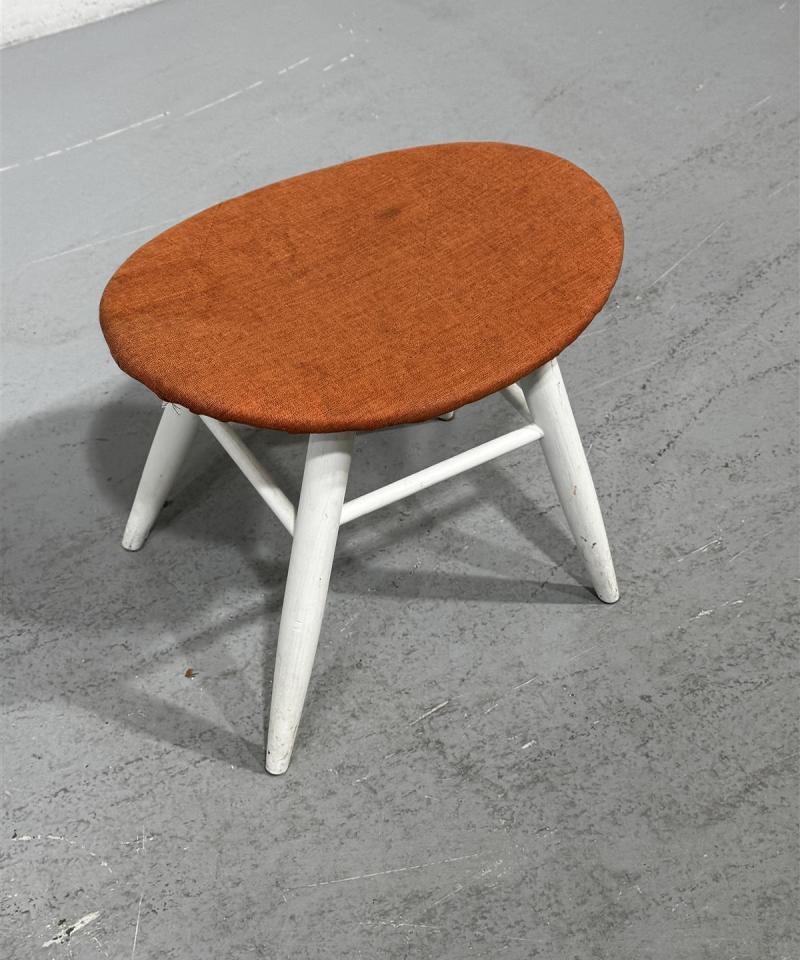 Vintage jakkara oranssi istuin