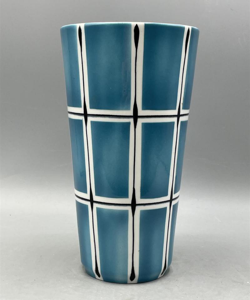 Arabia Ruutu maljakko, Olga Osol