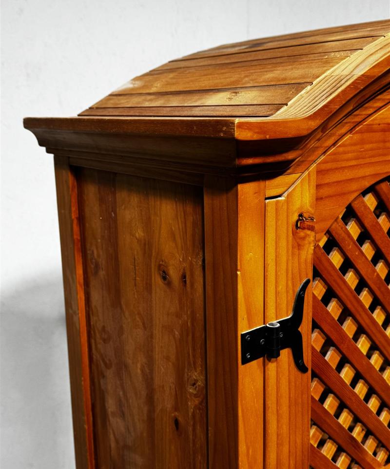 Verkkokaluste viinikaappi massiivipuu