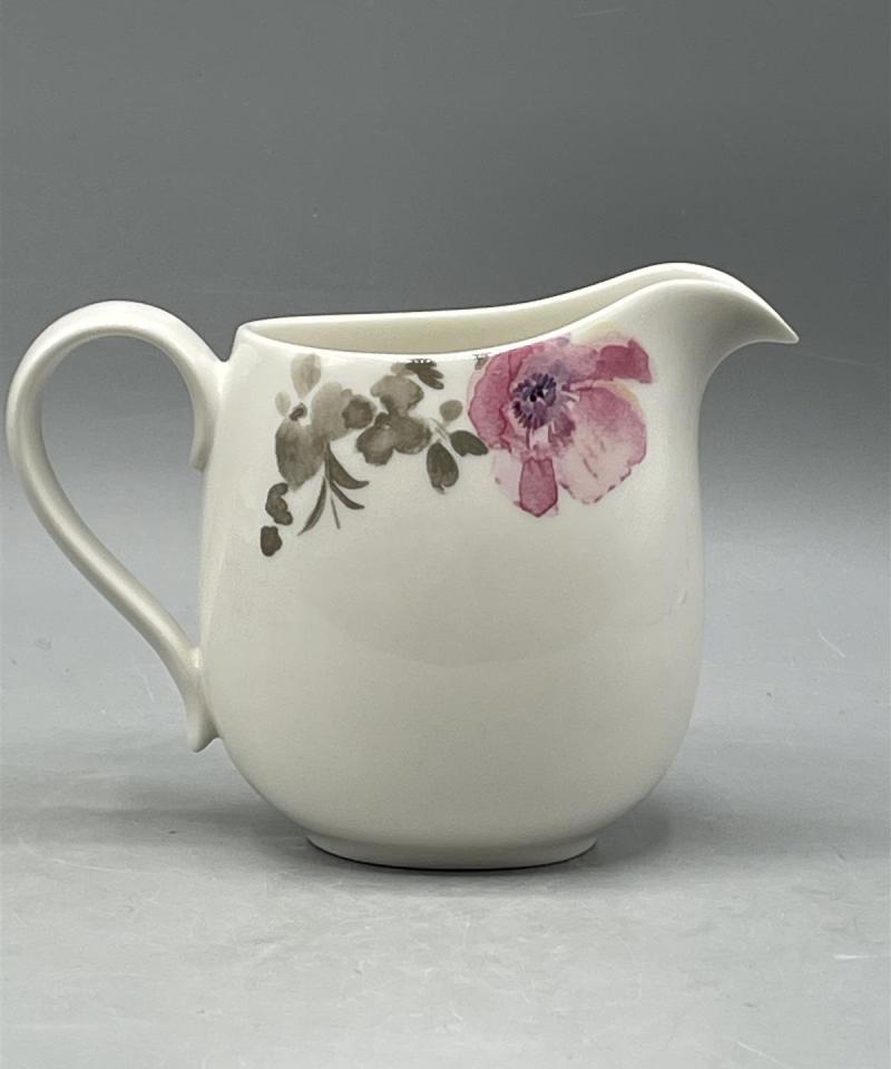 Villeroy & Boch Mariefleur posliinikannu kermakko